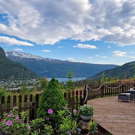 Mountain View *